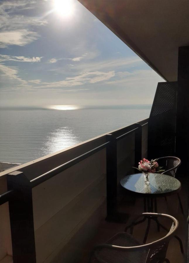 Orbi City Sea View Apartments Batumi Eksteriør billede